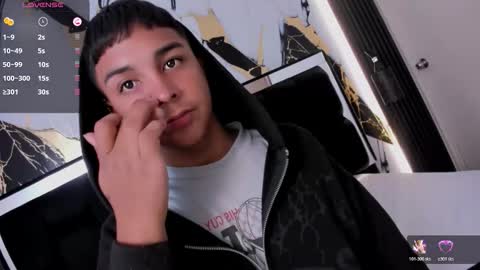 Snapshot of seductivo_jr chatting on 02.26.26 seductivo online show from 02.26.26