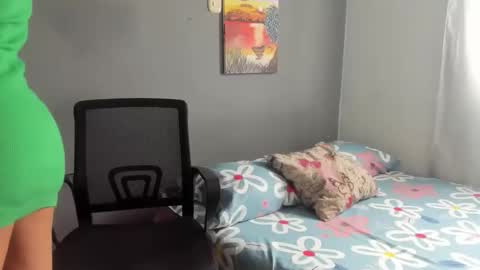 Snapshot of seductress_malia chatting on 01.09.26 seductress_malia online show from 01.09.26