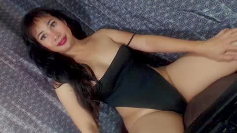 Julia Starlette online show from 04.13.26