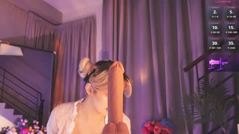 Snapshot of seduza_hyun chatting on 09.12.25 Chia online show from 09.12.25