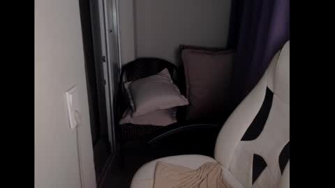 Emily online show from 01.22.25