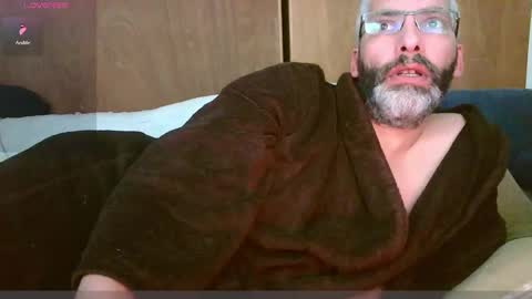 Snapshot of seewolf1000 chatting on 12.23.24 seewolf1000 online show from 12.23.24