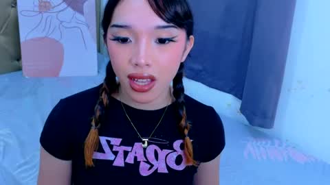 Snapshot of seia_parker chatting on 07.25.26 seia online show from 07.25.26
