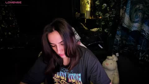 Snapshot of selby_paine chatting on 12.12.24 Selby online show from 12.12.24