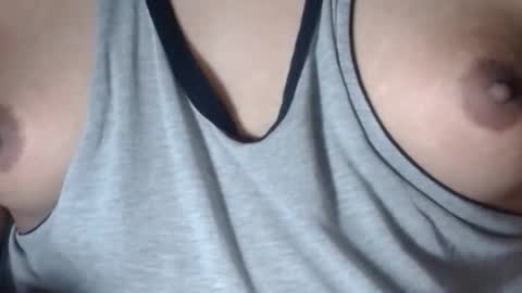 Snapshot of selda_ chatting on 11.22.25 Selda online show from 11.22.25