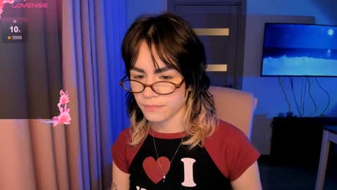 Snapshot of selectrra chatting on 12.17.24 selectrra online show from 12.17.24