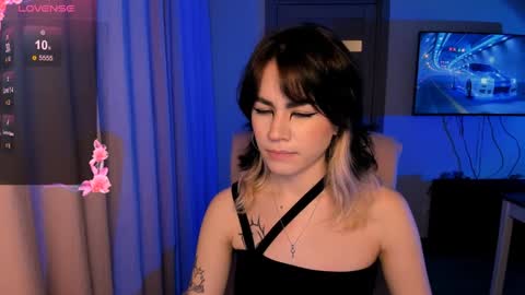 Snapshot of selectrra chatting on 12.18.24 selectrra online show from 12.18.24