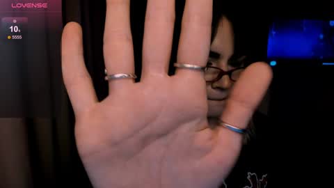 Snapshot of selectrra chatting on 12.26.24 selectrra online show from 12.26.24