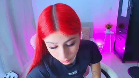 Snapshot of selena_cat5 chatting on 01.17.26 SELENA online show from 01.17.26