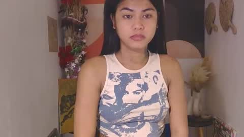 Snapshot of selena_fox2000 chatting on 12.22.25 selena_fox2000 online show from 12.22.25