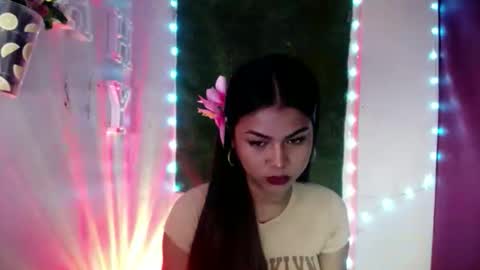 Snapshot of selena_fox2000 chatting on 05.10.26 selena_fox2000 online show from 05.10.26