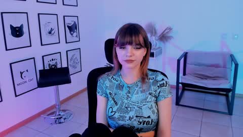 Snapshot of selenadearden chatting on 01.16.25 Selena ntmy online show from 01.16.25