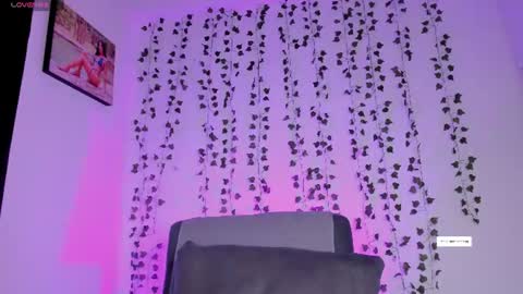 selenastonne online show from 06.19.26