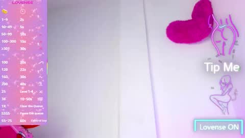 Snapshot of selene_18_ chatting on 09.18.25 selene_18_ online show from 09.18.25