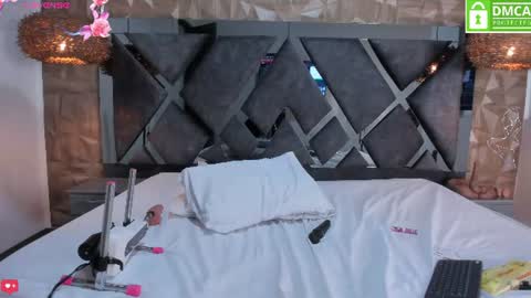 selene__lopez_ online show from 06.11.26