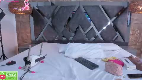 selene__lopez_ online show from 06.16.26