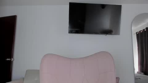 Snapshot of selene_king22 chatting on 04.21.26 Alejandra online show from 04.21.26