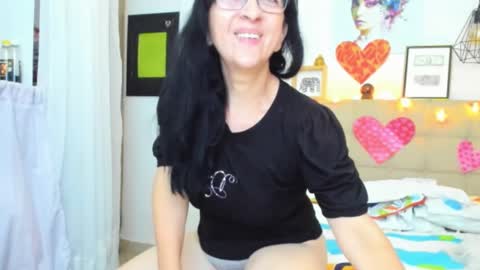 Selene  online show from 02.17.25