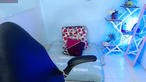 Snapshot of selene_mom chatting on 03.03.26 selene online show from 03.03.26