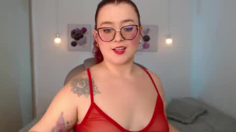 Snapshot of selene_rouse_ chatting on 07.11.26 selene_rouse_ online show from 07.11.26