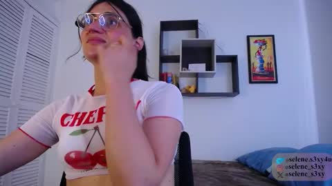 Snapshot of selene_s3xy chatting on 01.16.26 selene_s3xy online show from 01.16.26