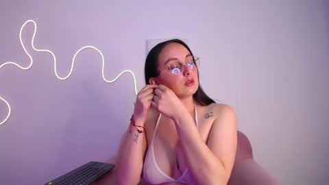 selene_swee online show from 06.14.26