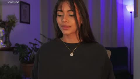 Snapshot of selenevaughan chatting on 06.19.26 Selene online show from 06.19.26