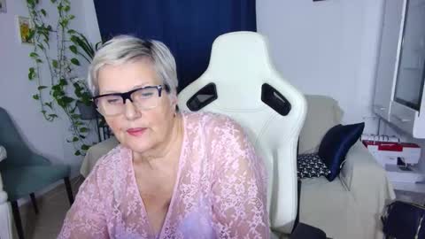 Snapshot of selenna57 chatting on 01.17.26 Selenna online show from 01.17.26