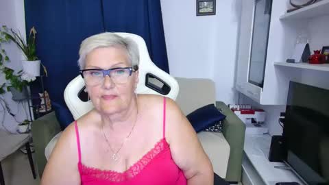 Selenna online show from 05.10.26