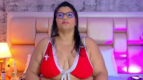 Selenna Cooper online show from 04.28.26