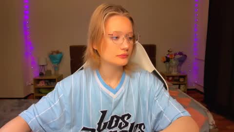 Simon and Alice online show from 09.10.25