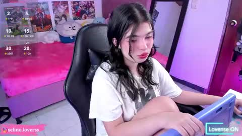 Snapshot of selina_lovers_ chatting on 07.12.26 Selina online show from 07.12.26
