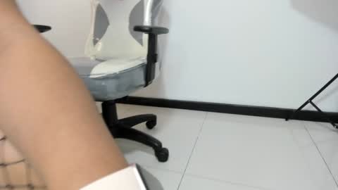 Selket online show from 02.05.25