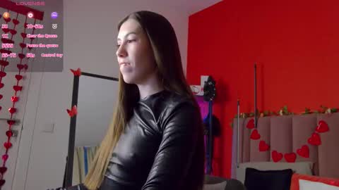 Nicole online show from 03.04.26