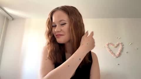 Lily online show from 06.26.26