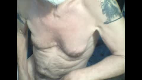 Snapshot of semajstretsa chatting on 01.16.25 frederick online show from 01.16.25