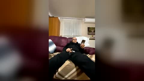 Snapshot of sempreilmio chatting on 02.16.26 sempreilmio online show from 02.16.26