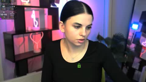 Snapshot of sendi_cais chatting on 12.04.25 Sendi online show from 12.04.25