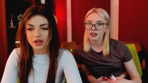 Snapshot of sendi_cais chatting on 02.02.26 Sendi online show from 02.02.26