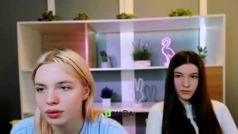 Snapshot of sendi_cais chatting on 02.03.26 Sendi online show from 02.03.26