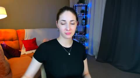 Snapshot of sensitiveheartt chatting on 05.16.26 sensitiveheartt online show from 05.16.26