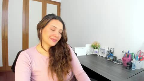 Snapshot of sensual__lady chatting on 12.02.24 Samantha - online show from 12.02.24