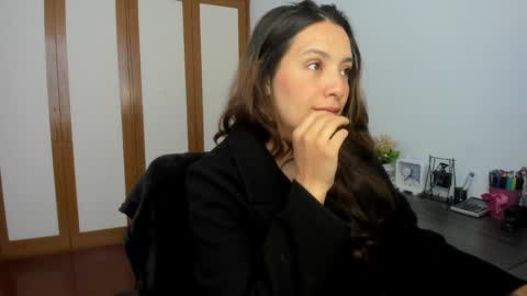 Snapshot of sensual__lady chatting on 02.14.25 Samantha - online show from 02.14.25