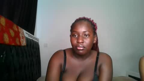 Snapshot of sensual_ria chatting on 06.07.26 sensual_ria online show from 06.07.26