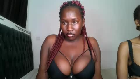 Snapshot of sensual_ria chatting on 06.10.26 sensual_ria online show from 06.10.26