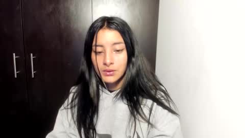 sensual_skinny online show from 09.24.25