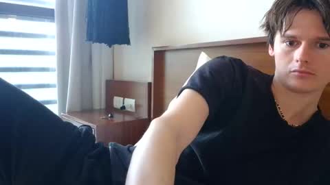 Cam online show from 12.17.25