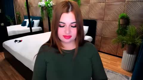Snapshot of sensualcharisma chatting on 10.23.25 Becca online show from 10.23.25
