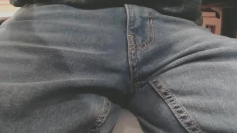 Snapshot of sensualgent69 chatting on 12.30.24 sensual online show from 12.30.24