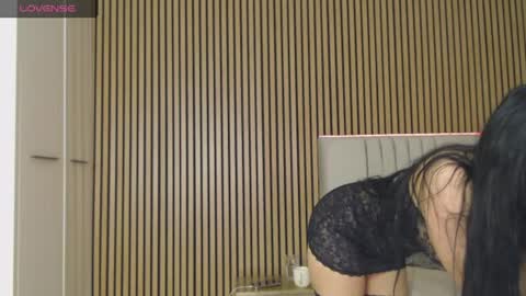 Hallie online show from 06.21.26